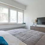 Lovely Apartment With Balcony - Eiffel Tower