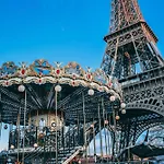 Lovely Apartment With Balcony - Eiffel Tower